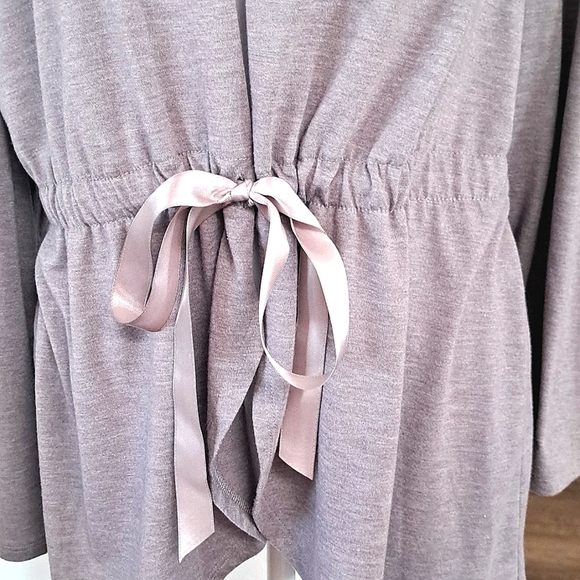 Gray Cardigan with Open Tie Front and Long Sleeves Hoodie Wrap Size… - Picture 8 of 10